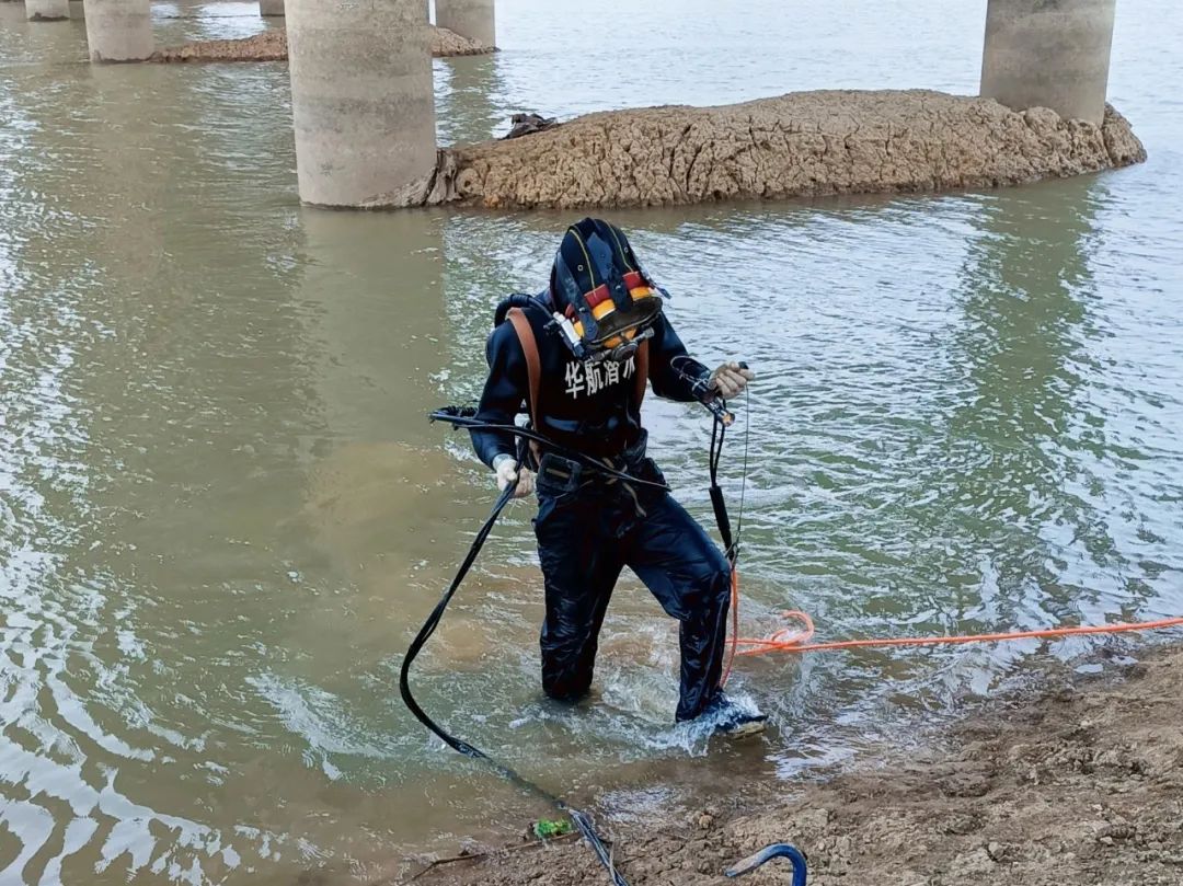 楚晟科公司承接首個水下作業檢測項目